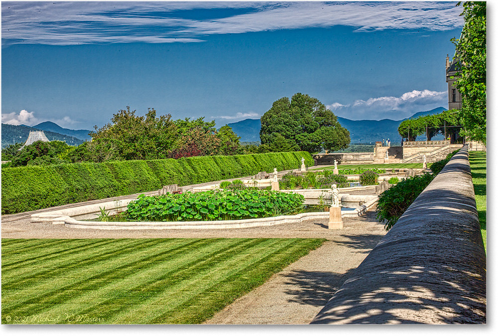 BiltmoreItalianGarden_2009June__S3A0546