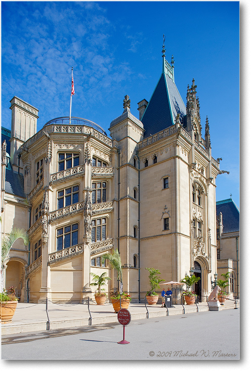 BiltmoreStaircase_2009June_VE0K9576