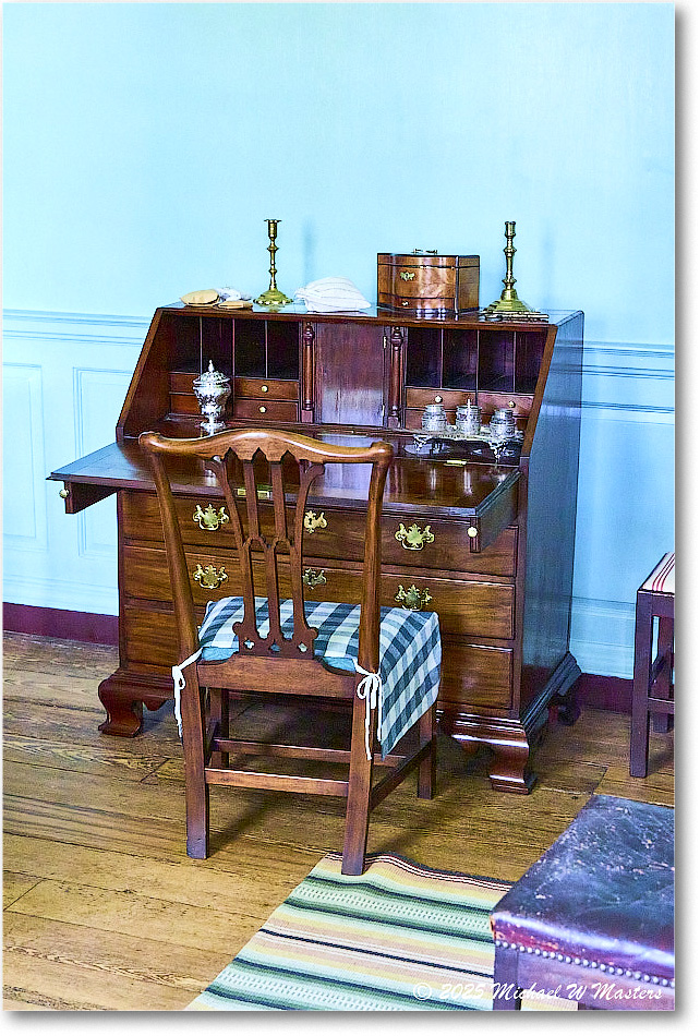 SittingRoom_Kenmore_2025Oct_R5D02281