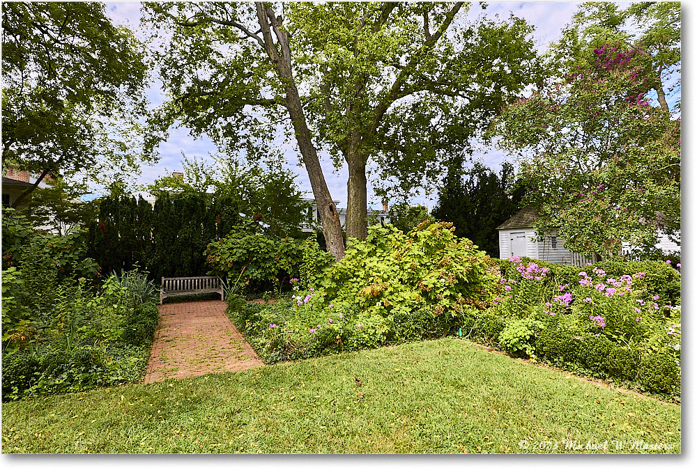 Garden_MaryWashingtonHouse_2023Aug_R5A21172-74_HDR-Pano360 copy