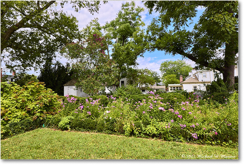 Garden_MaryWashingtonHouse_2023Aug_R5A21178-80_HDR-Pano360 copy