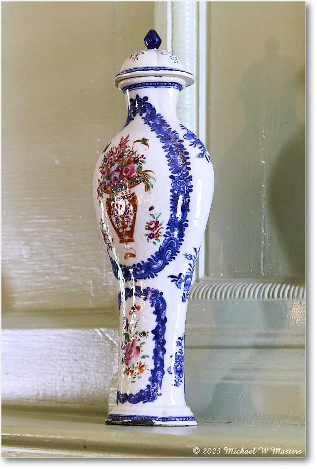 ParlorVase_MaryWashingtonHouse_2023Aug_R5B12545-47_HDR copy