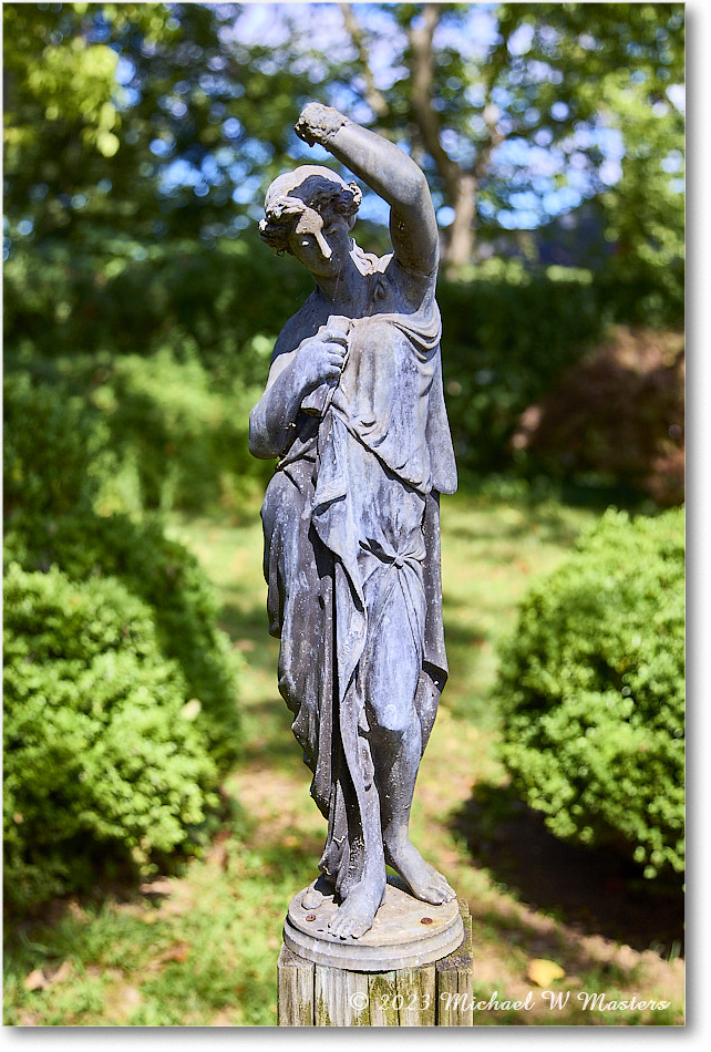 GardenStatue_StJamesHouse_2023Aug_R5B12830 copy