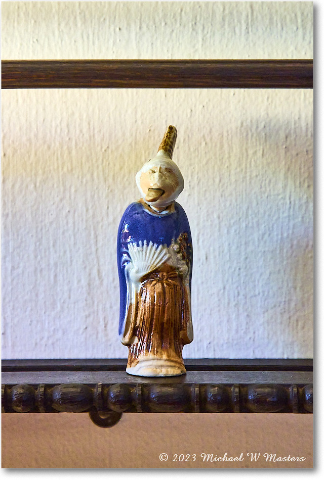 Statuette_StJamesHouse_2023Aug_R5B12797 copy