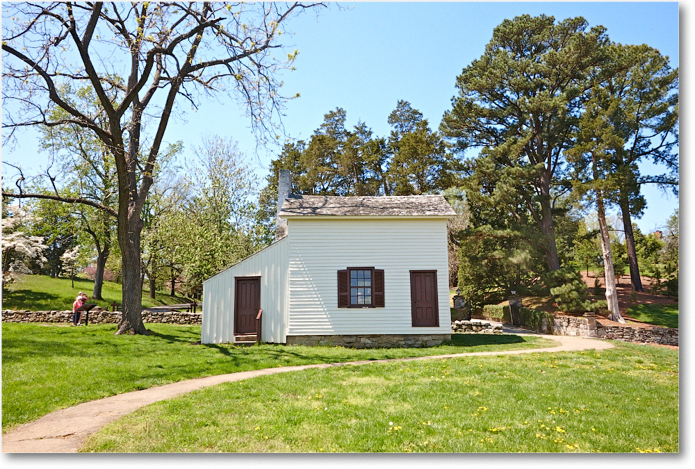 InnisHouse-SunkenRoad-2014Apr_S3A7951 copy
