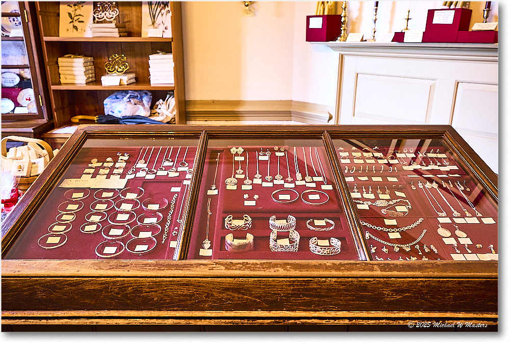 GoldenBallSilverShop_Williamsburg_2025May_R5A24983