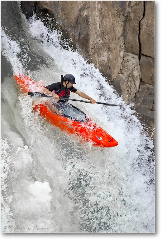 KayakOrange-Y2F2465