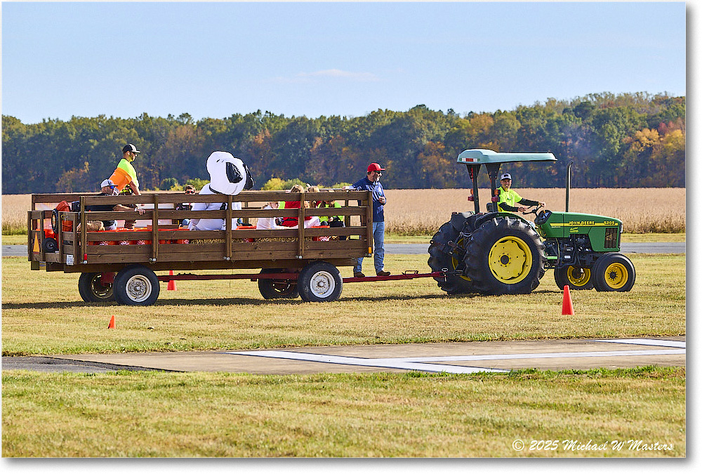 CandyCannon_ShannonHarvestFlyIn_2025Oct_R5C05049