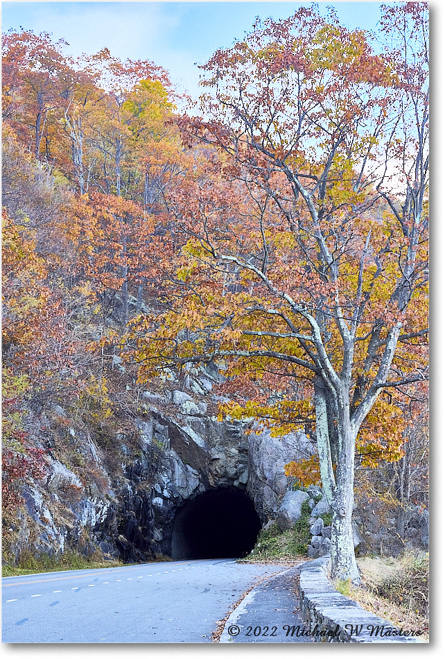 MarysRockTunnel_SkylineDrive_2022Oct_R5A19624-25_HDR copy