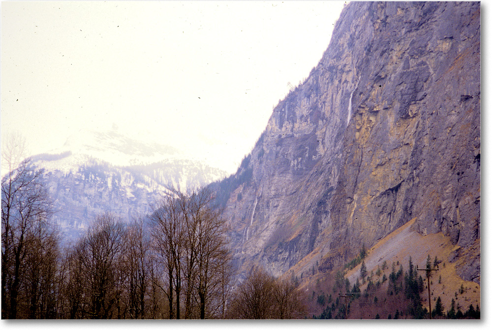 LauderbrunnenValley-Switzerland-1997Apr-ek20 copy
