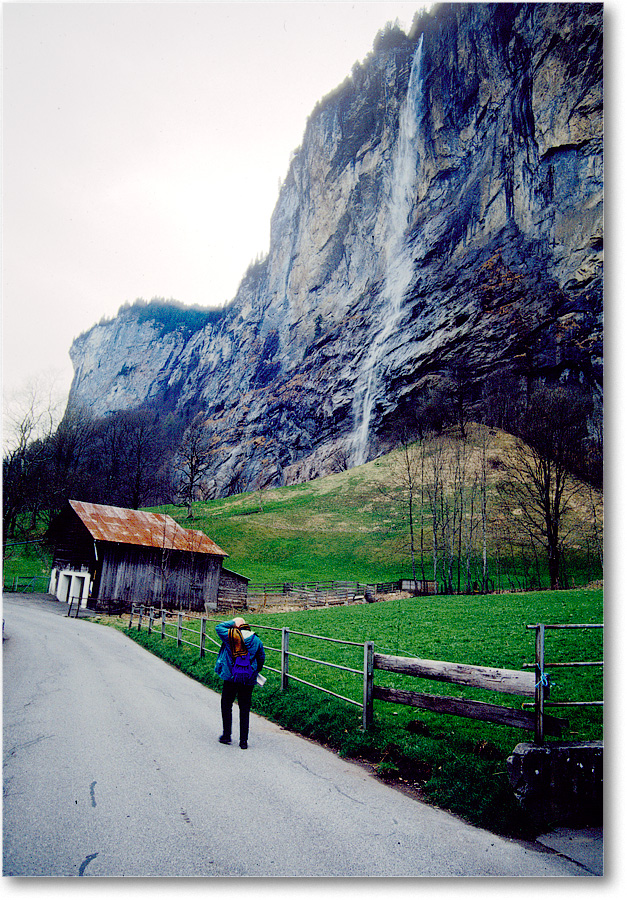 LauderbrunnenValley-Switzerland-1997Apr-vel24 copy
