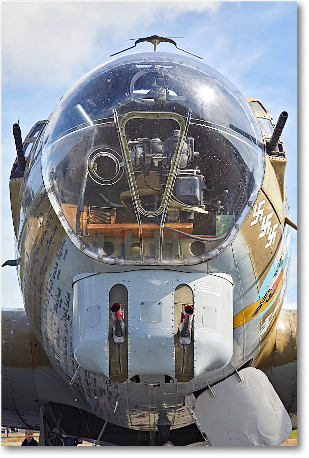 B17FlyingFortress_StaffordVA_2016Oct_5D4A0060 copy