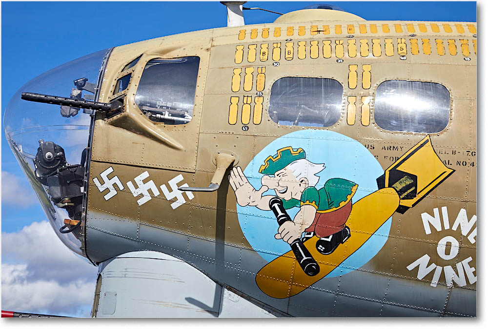 B17FlyingFortress_StaffordVA_2016Oct_5D4A0065 copy