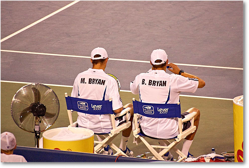 Bryan-Bryan_d_Hrbaty-Arthurs_R16_Cincy2006_Y2F8757 copy