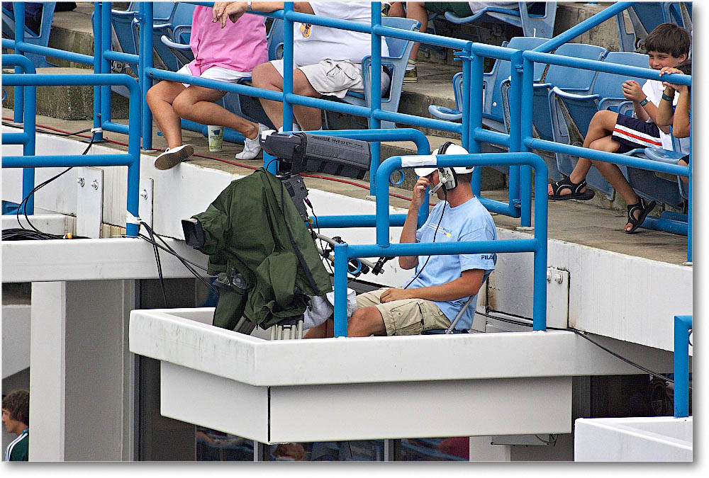 Ferrero_d_Nadal_QF_Cincy2006_Y2F9405 copy