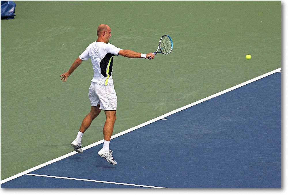 Ljubicic_(l_Robredo_QF)_Cincy2006_Y2F9462 copy