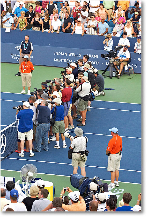 Federer_d_Blake_Final_Cincy2007_Y2F4563 copy