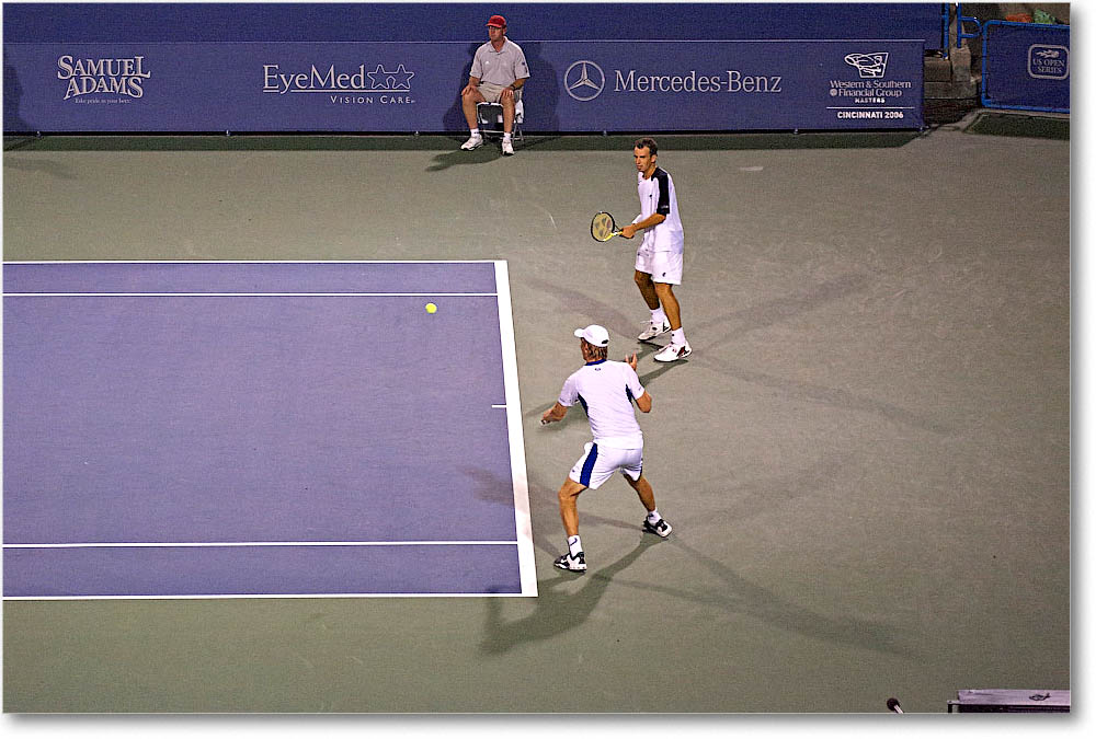 ArthursHrbaty_(l_BryanBryan_R16)_Cincy2006_Y2F8842 copy
