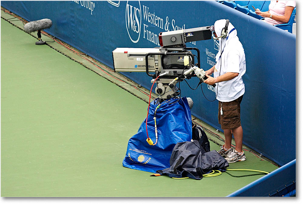 TV Camera_Cincy2008_1D3A2641 copy
