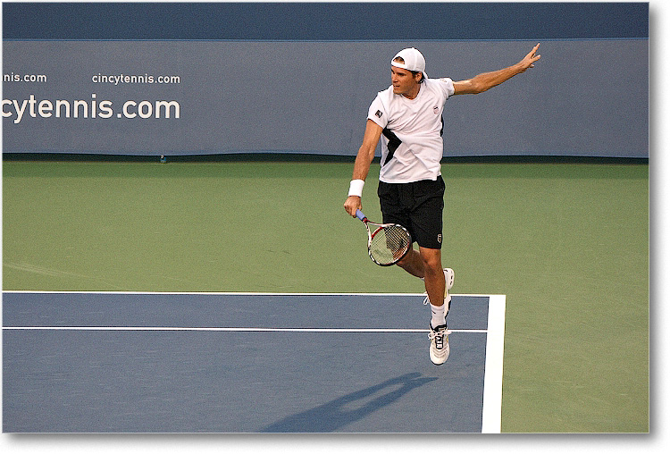 Haas (l Isner R64)_Cincy09_1D3A2283 copy