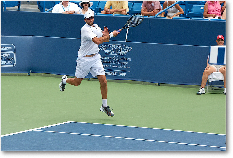 Karlovic (d Monfils R64)_Cincy09_1D3A0982 copy