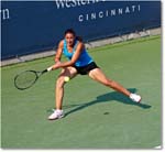 Bartoli (d Bondarenko R32) Cincy2011_D4A6444 copy