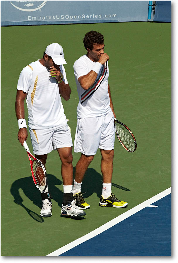 QureshiRojer_(l_BryanBryan_QF)_Cincy2012_D4B8960 copy