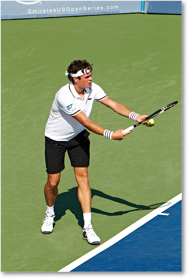 Raonic (d Baghdatis R32) Cincy2012_D4B6750 copy