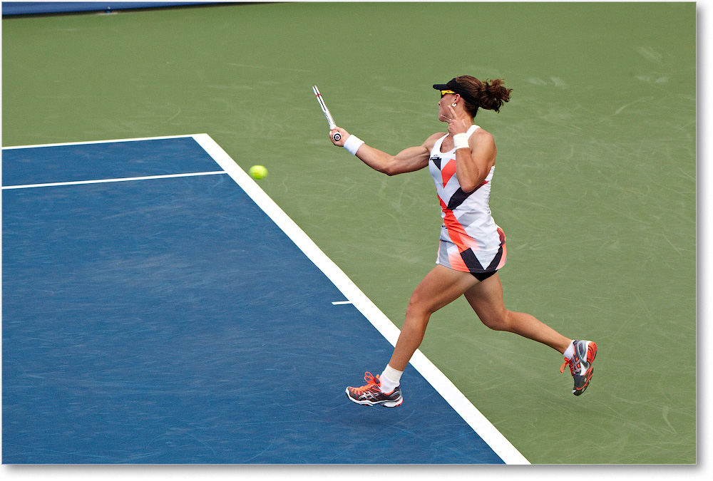 Stosur (d Medina-Garrigues R32) Cincy 2012_D4B5714 copy