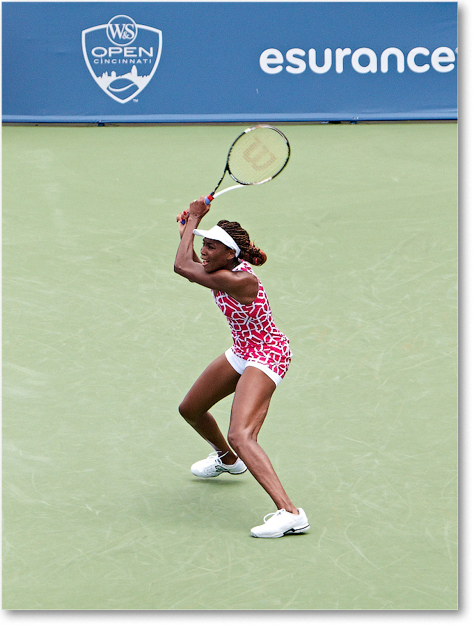 V Williams (d Kirilenko R64) Cincy2012_D4B5098 copy