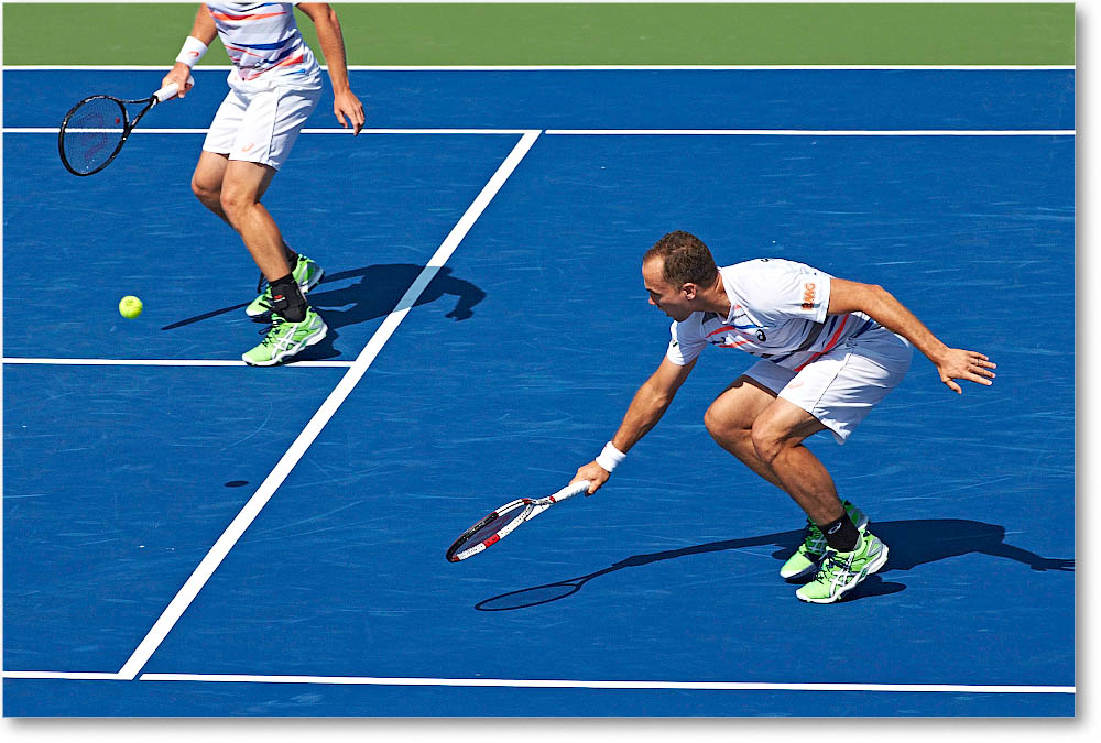 PeyaSoares_(l_PospisilSock_QF)_Cincy2014_2DXA5004 copy