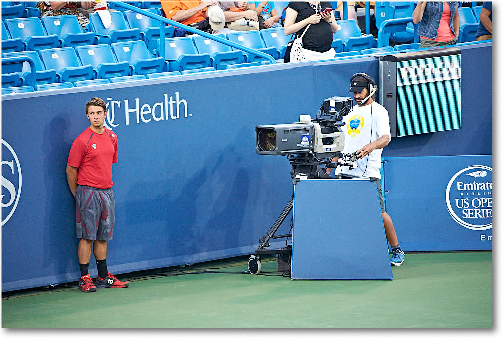 Federer_Lopez_QF_Cincy2015_2DXB1427