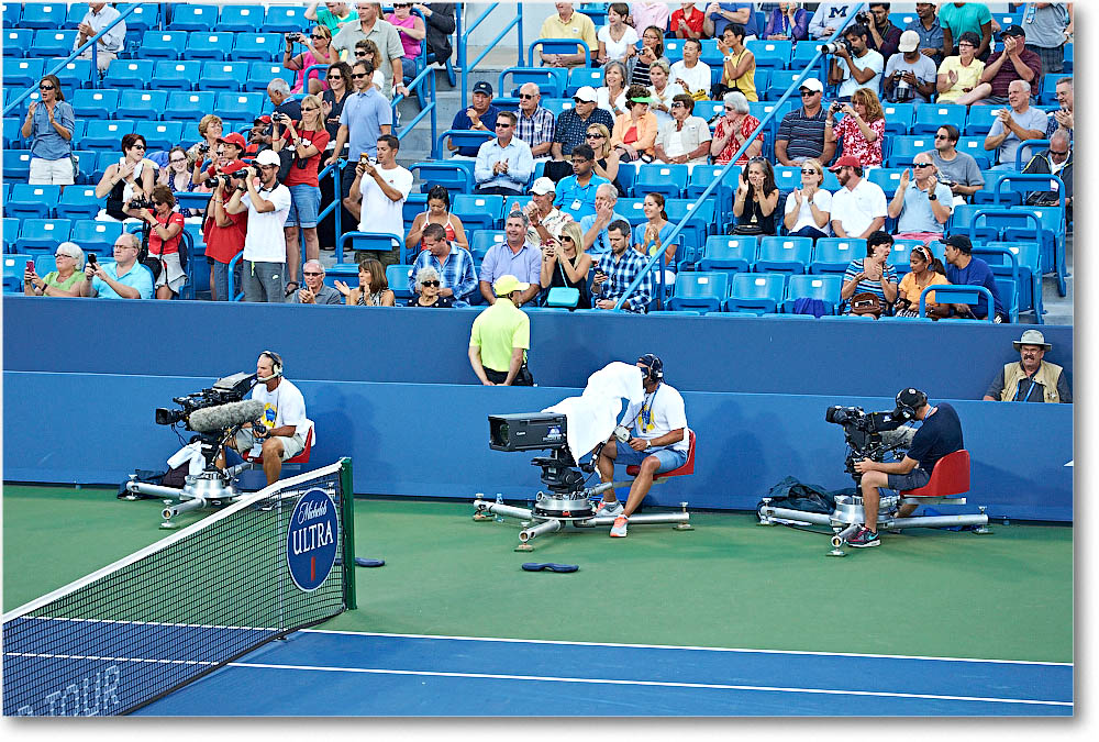 Federer_Lopez_QF_Cincy2015_2DXB1428