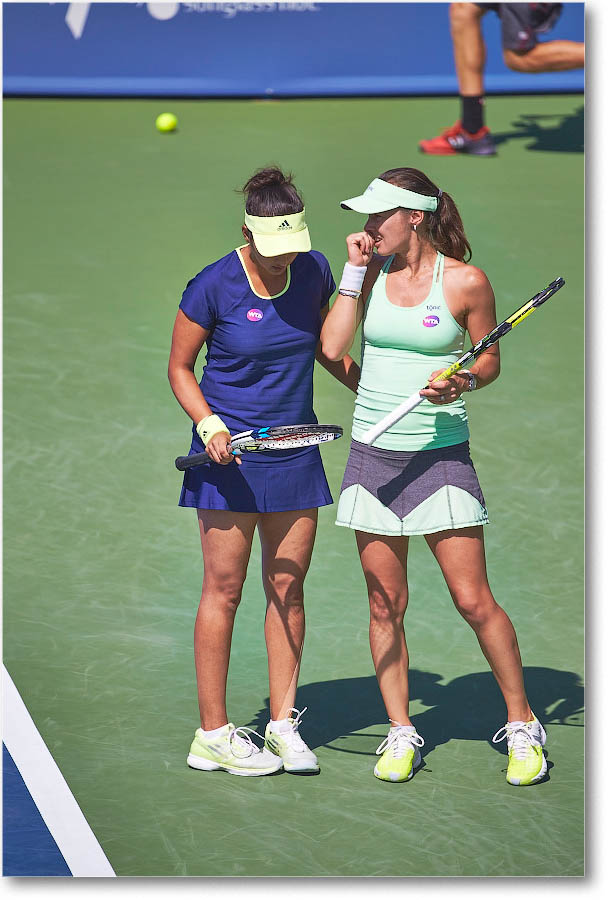 HingisMirza_(d_McHaleVandeweghe_QF)_Cincy2015_2DXB1106 copy