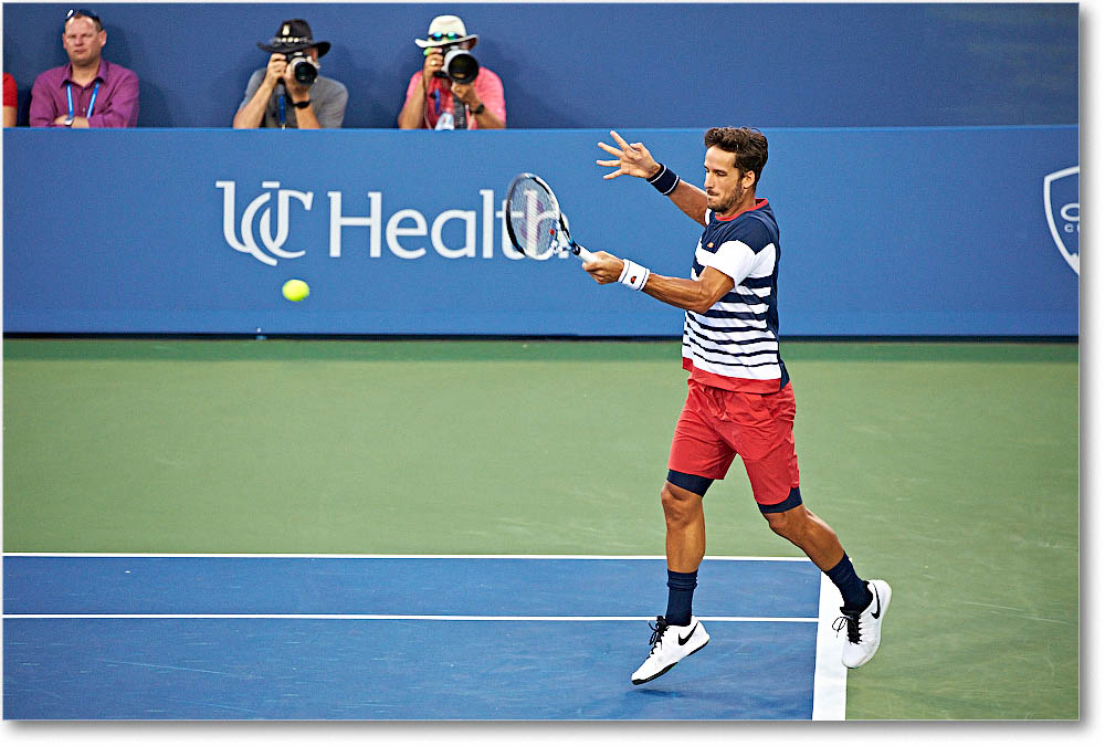 Lopez_(l_Federer_QF)_Cincy2015_2DXB1512 copy