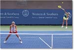 HlavackovaHradecka_(d_KeysRaymond_R32)_Cincy2015_2DXA8651 copy