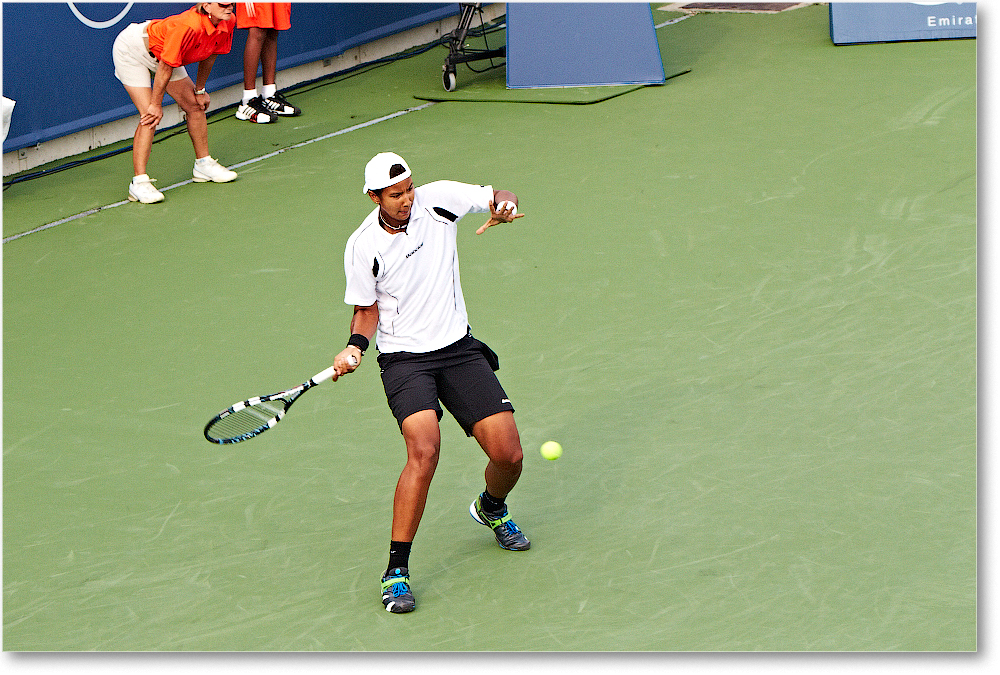 Amanmuradova (l Cibulkova R64) Cincy2012_D4B3696 copy