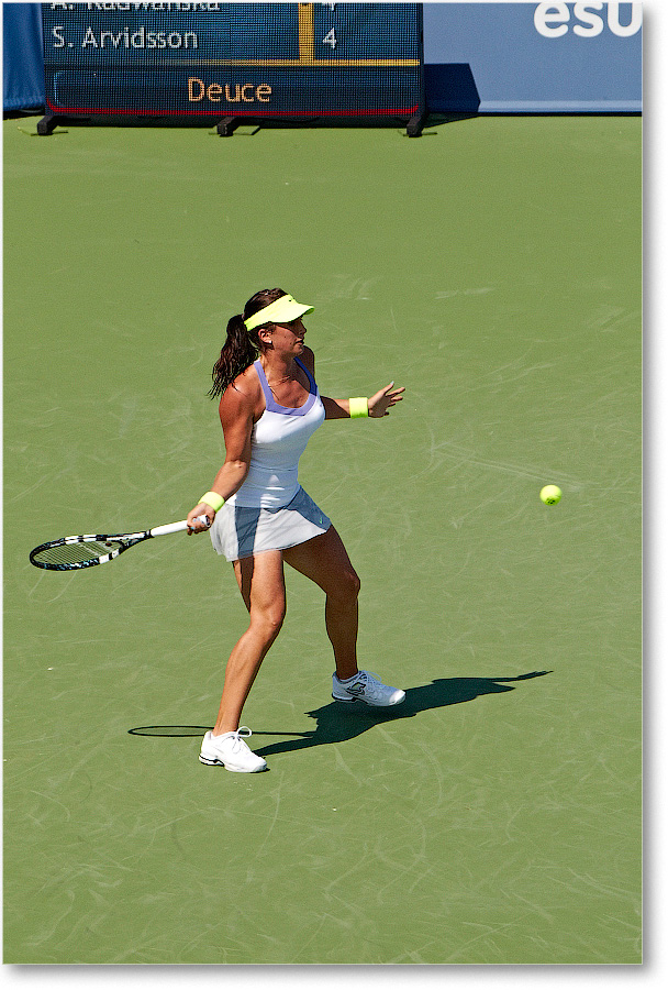 Arvidsson (l A Radwanska R32) Cincy2012_D4B6058 copy