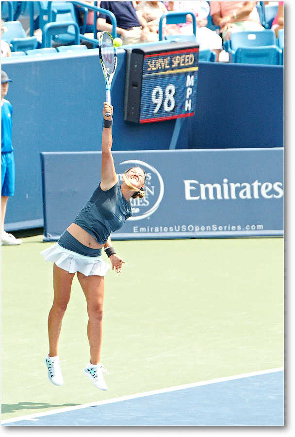 Azarenka (d King R32) Cincy2013_D4C2237 copy