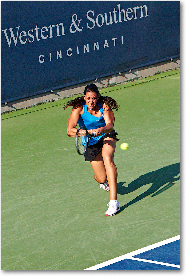 Bartoli (d Bondarenko R32) Cincy2011_D4A6504 copy