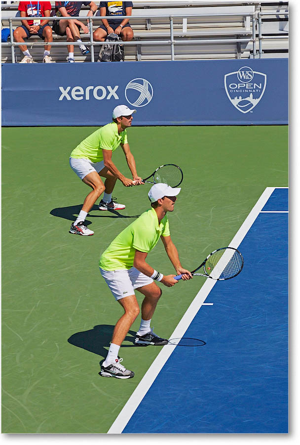 BenneteauRogerVasselin_(d_NestorZimonjic_QF)_Cincy2014_2DXA5516 copy