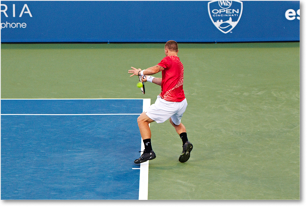 Bogomolov (l Federer R32) Cincy2012_D4B6897 copy