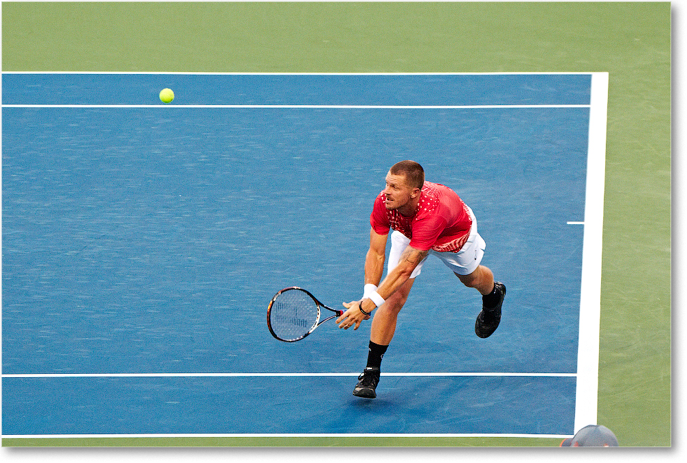 Bogomolov (l Federer R32) Cincy2012_D4B6930 copy