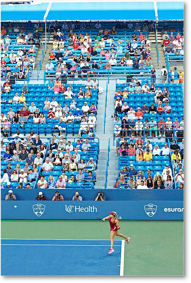 Bouchard_(l_Kuznetsova_R32)_Cincy2014_2DXA3656 copy