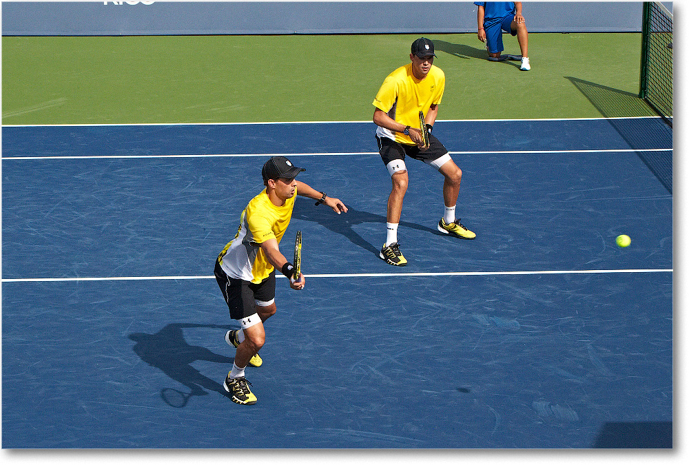 Bryan-Bryan (d Blake-Johnson QF) Cincy2013_D4C6808 copy
