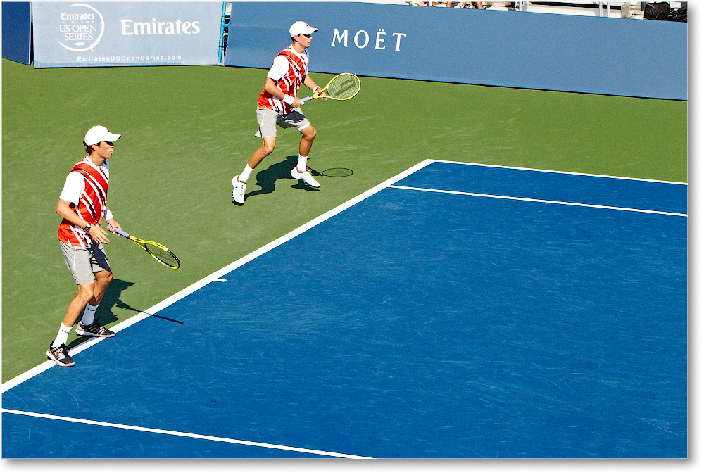 Bryan-Bryan (d Rojer-Qureshi QF) Cincy2012_D4B9088 copy