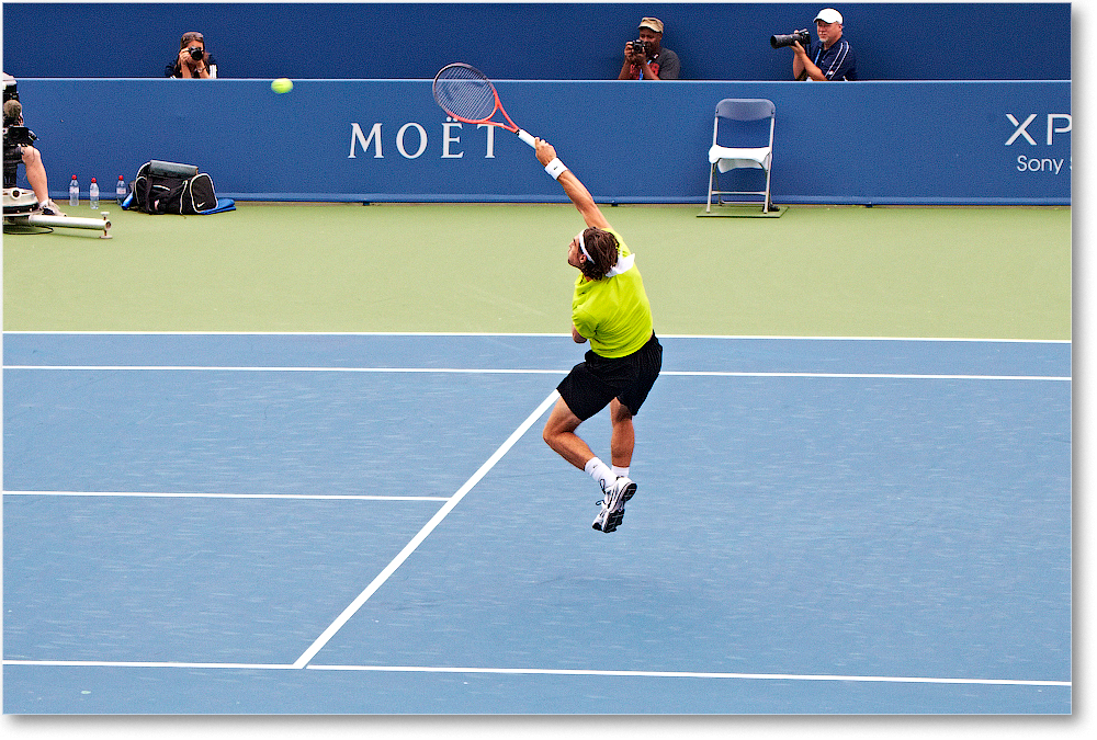Chardy (d Roddick R64) Cincy2012_D4B5219 copy