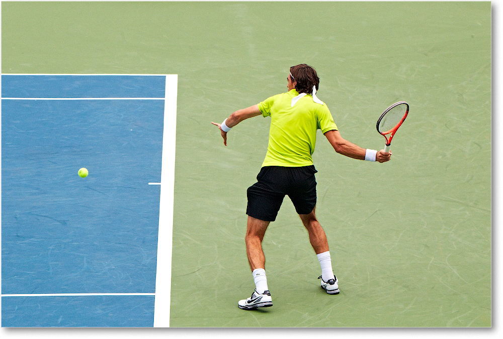 Chardy (d Roddick R64) Cincy2012_D4B5382 copy