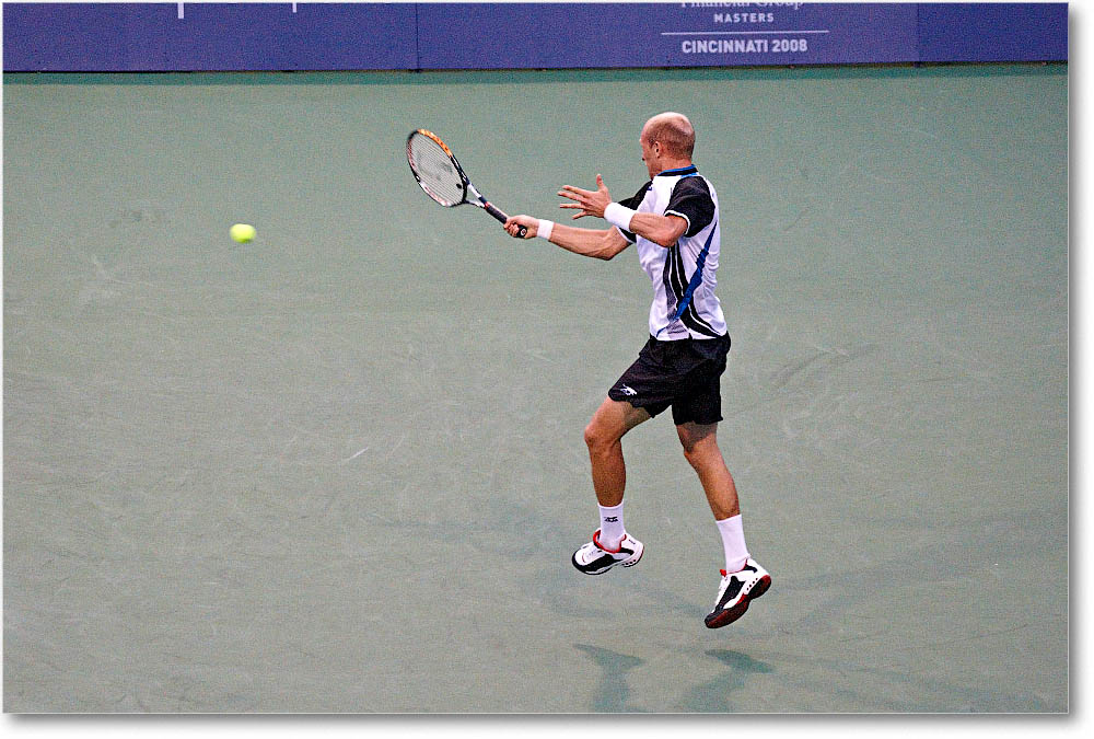 Davydenko_l_Moya_Cincy2008_R32_1D3A3994 copy