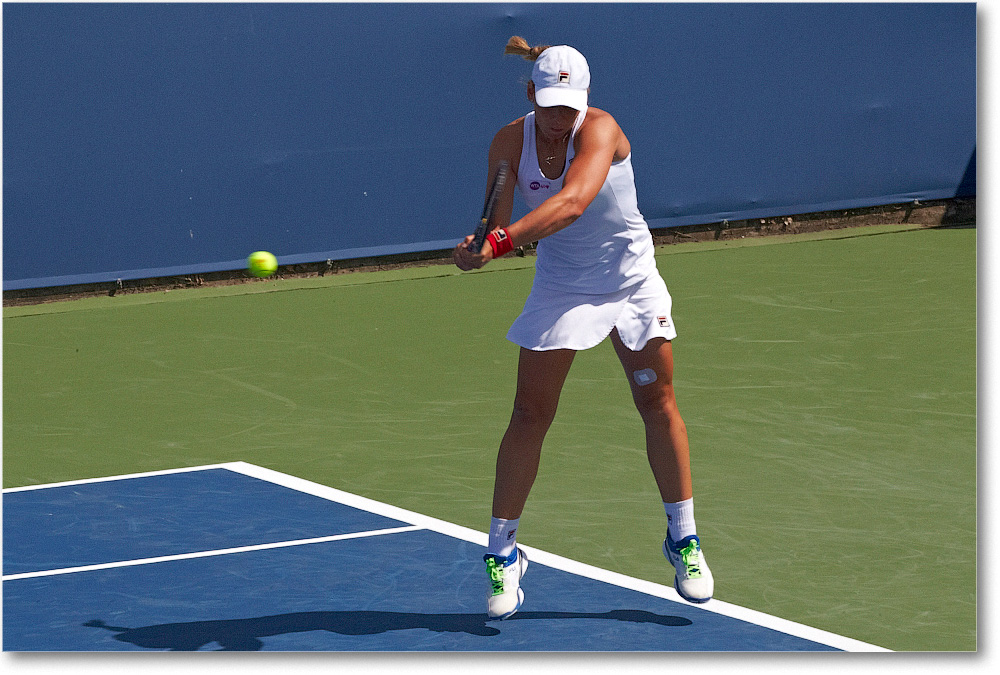 Erakovic (l Kvitova R32) Cincy2013_D4C5018 copy
